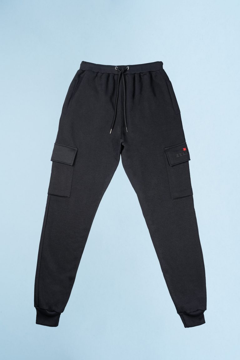 Mills_Tracksuit_Pants_bluebg_web